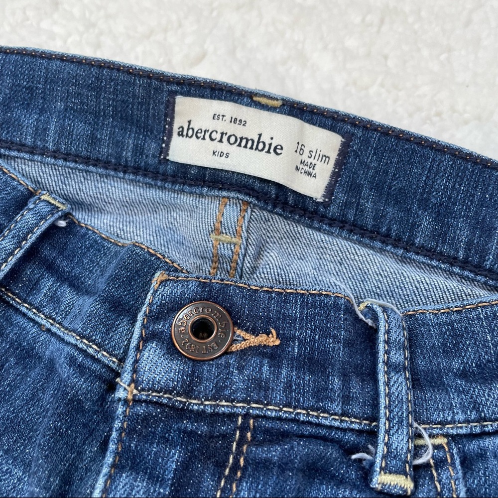 Abercrombie kids dark blue slightly distressed skinny jeans - Picture 4 of 5
